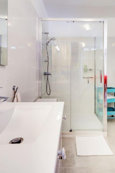 Appartement Place Des Halles Sete Luaran gambar