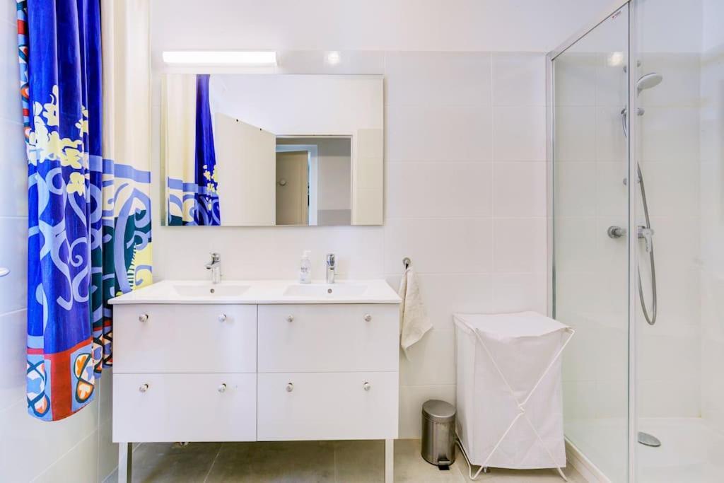 Appartement Place Des Halles Sete Luaran gambar
